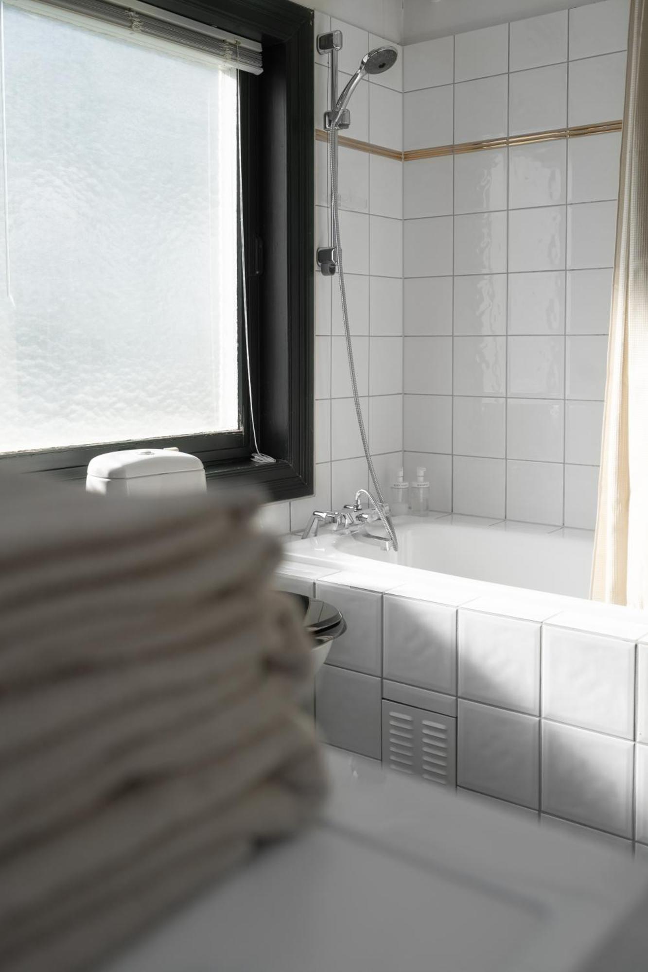 Sunny Apartment In Alesund City 外观 照片