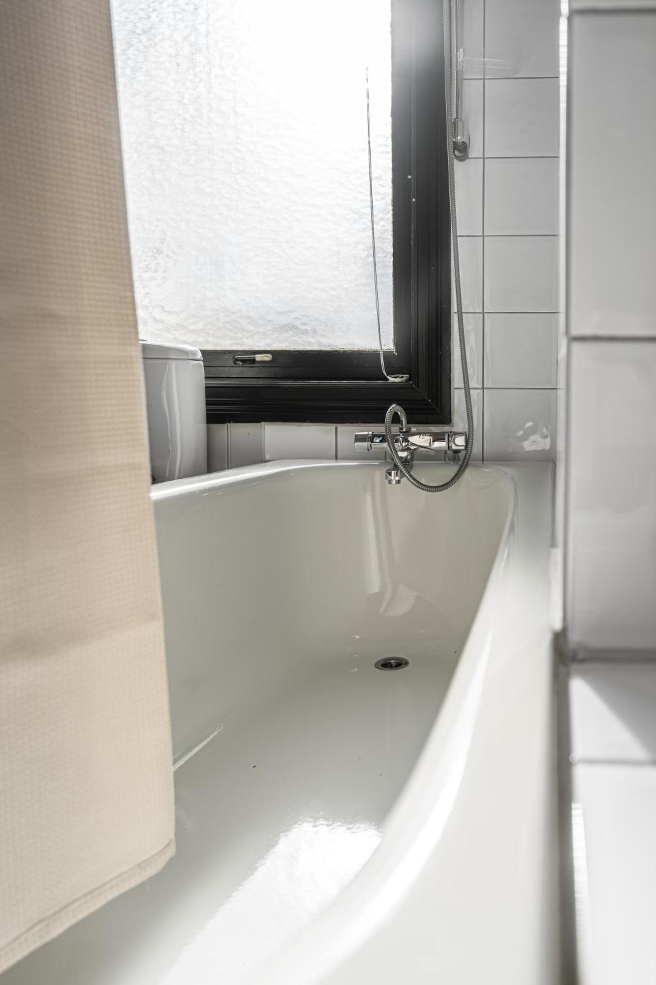Sunny Apartment In Alesund City 外观 照片